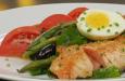 Ensalada caliente de salmon nicois... (RECETA)