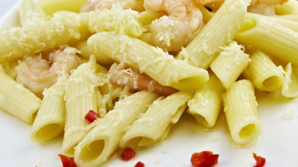 Penne rigatti al burro con camarones