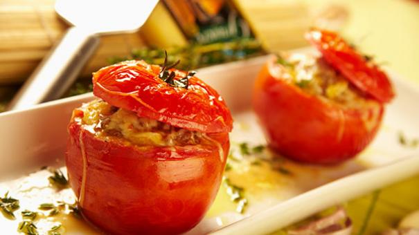 Tomates rellenos al horno