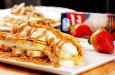 Crepes con arequipe y crema (RECETA)